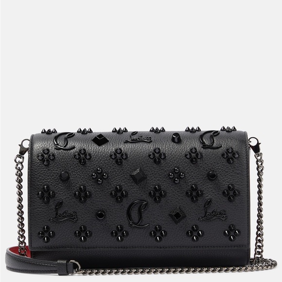 Opt for modern glamour this party season with pieces like this gown - Picture 5 of 10